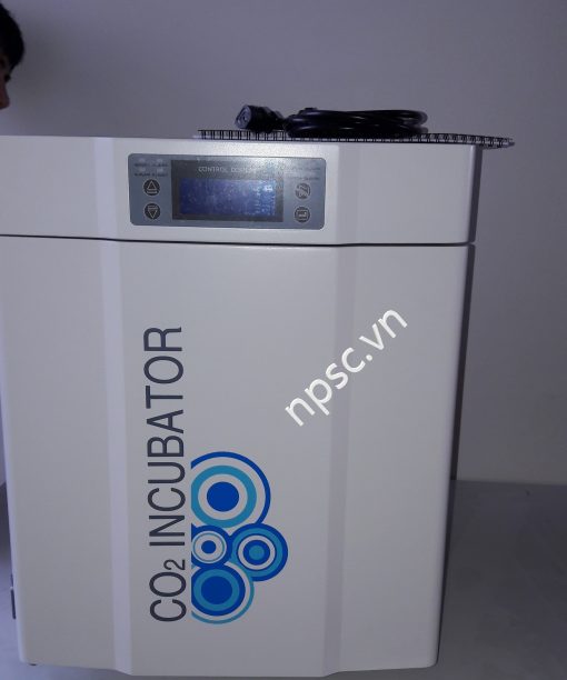 Công ty Nam Phong NPSC lắp đặt tủ ấm CO2 40 lít cho phòng xét nghiệm