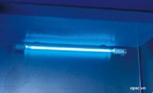 Đèn UV của tủ an toàn sinh học cấp 2 Biobase 1700mm tiêu chuẩn NSF